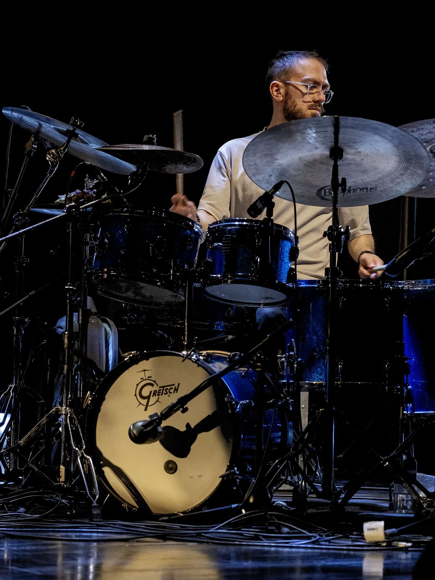 Batteur répétant pendant les balances.